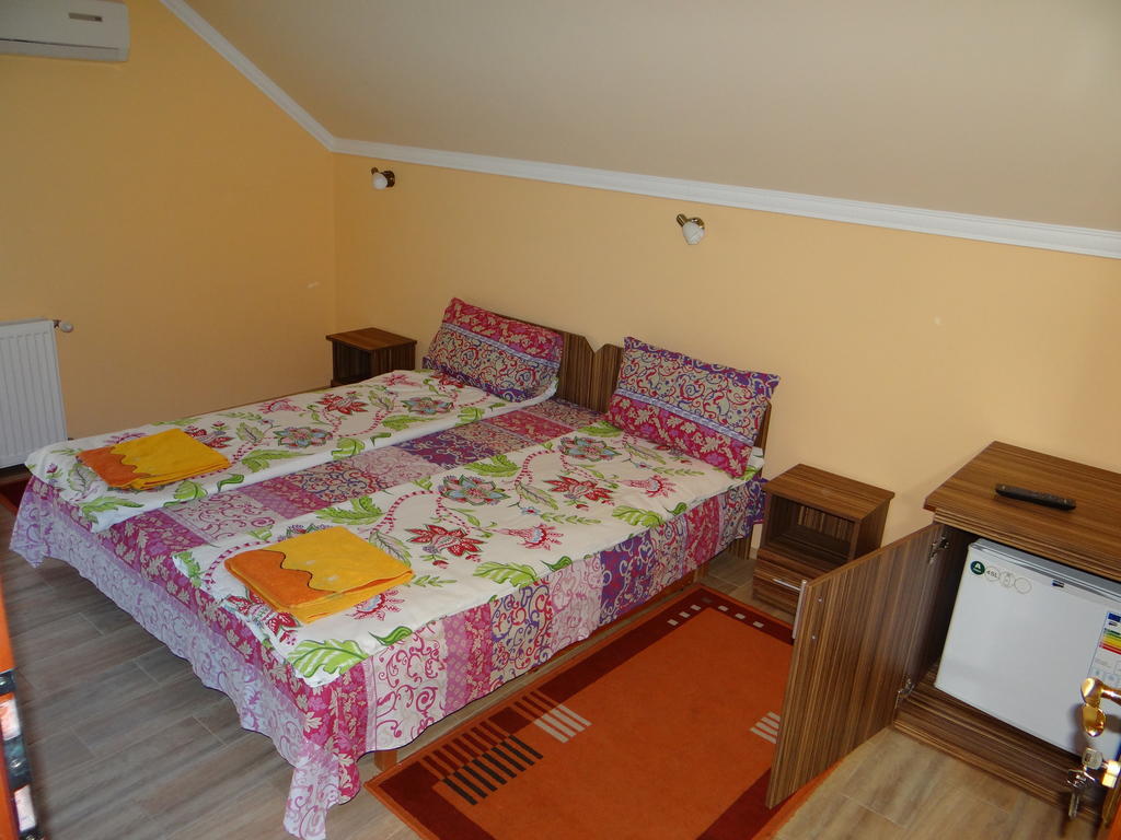 Marinica Apartman Хайдусобосло Номер фото