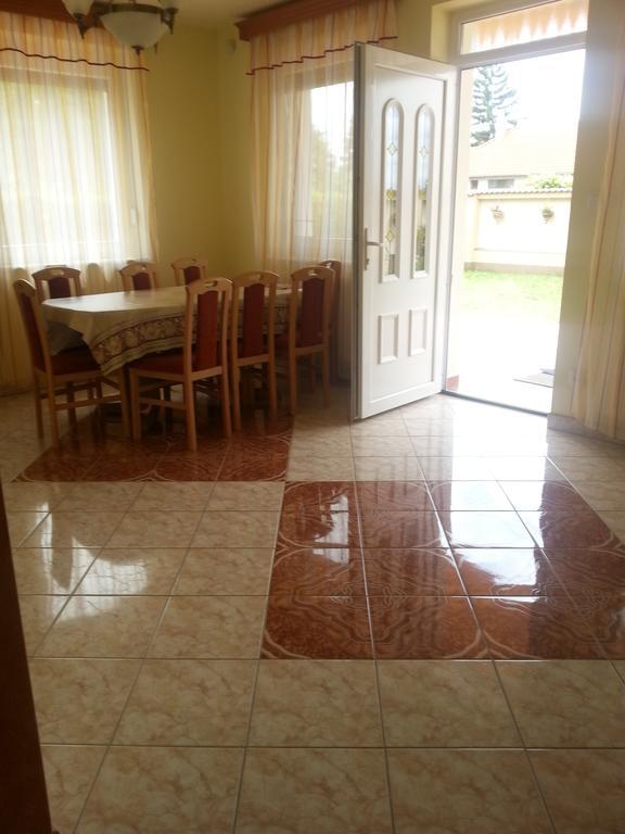 Marinica Apartman Хайдусобосло Экстерьер фото